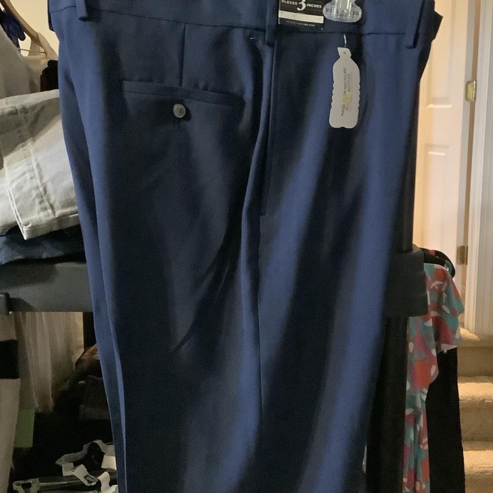 Haggar Men's Classic Blue Dress Pants, 36/34, flex waist